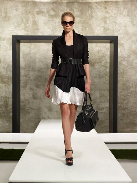 Kenneth Cole 2012 ϵŮb LookBook DƬ