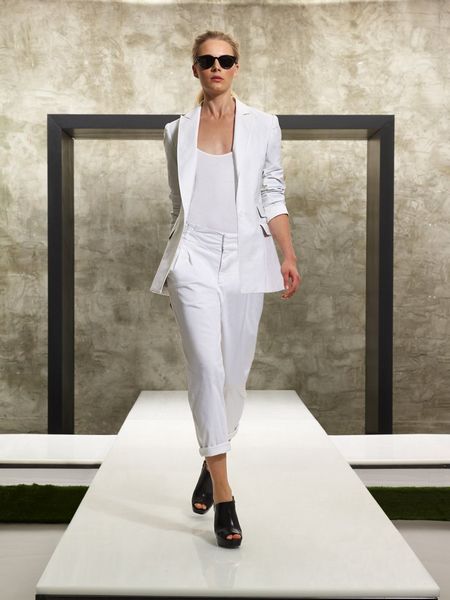 Kenneth Cole 2012 ϵŮb LookBook DƬ