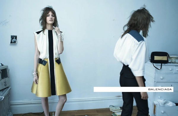 Balenciaga 2012ŮbϵЏV DƬ