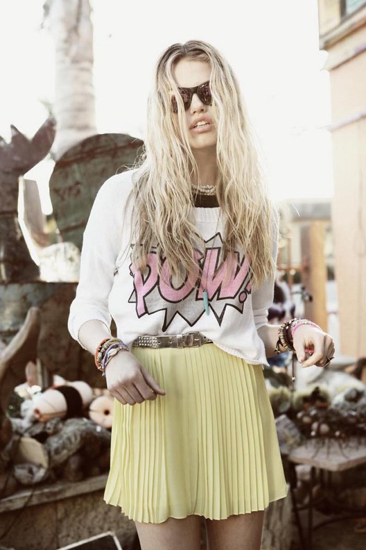 LF Stores 2012V DƬ
