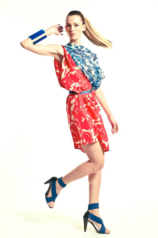 House of Laurel 2012V DƬ