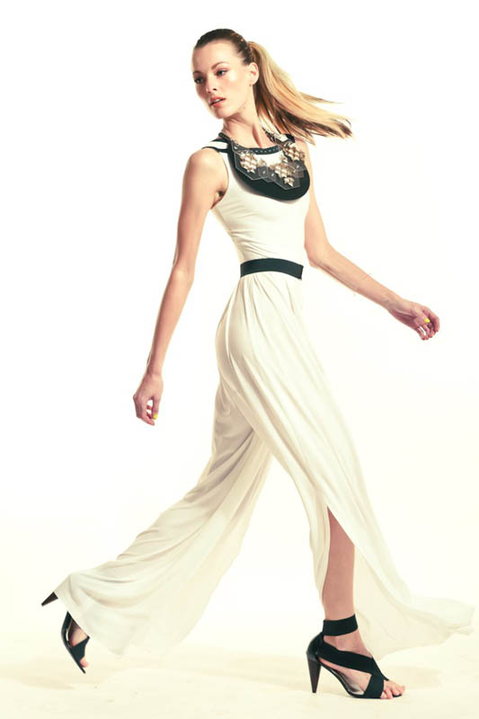 House of Laurel 2012V DƬ