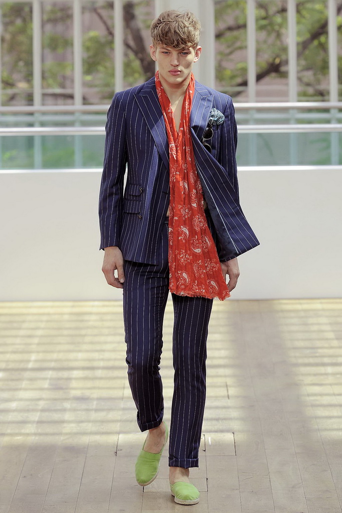 Hackett London 13bDƬ