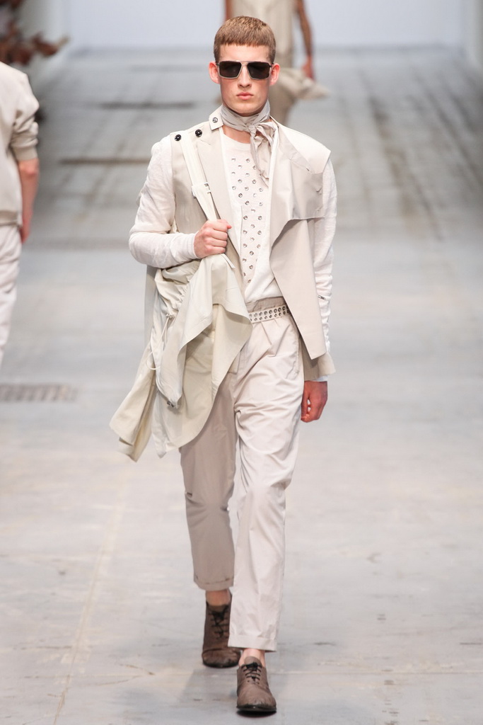 Costume National Homme 13bDƬ
