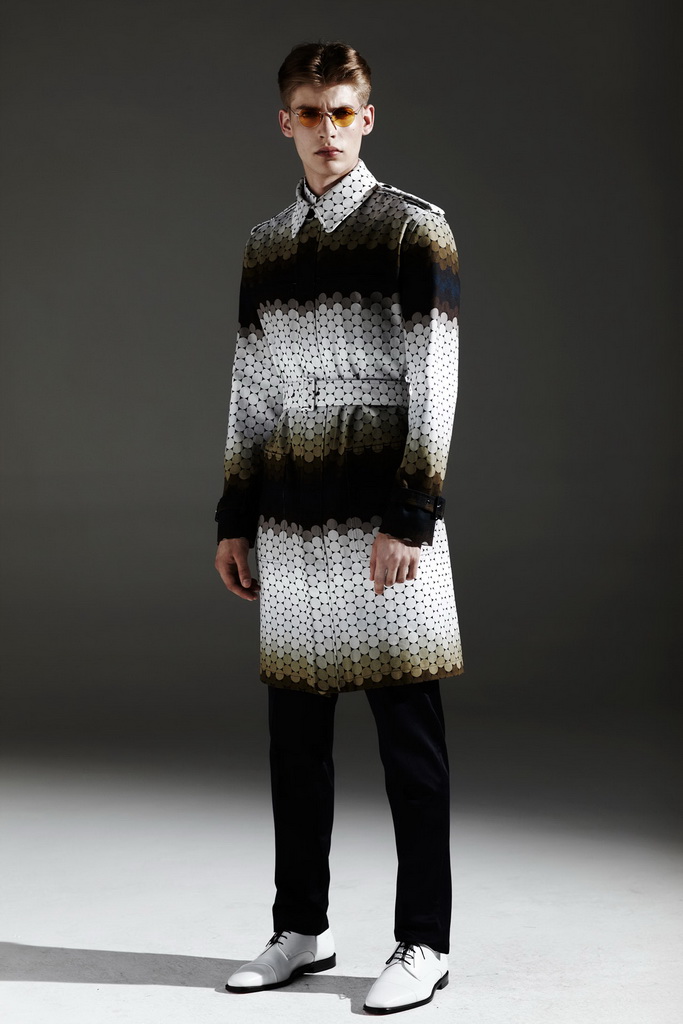 Jonathan Saunders 13bDƬ