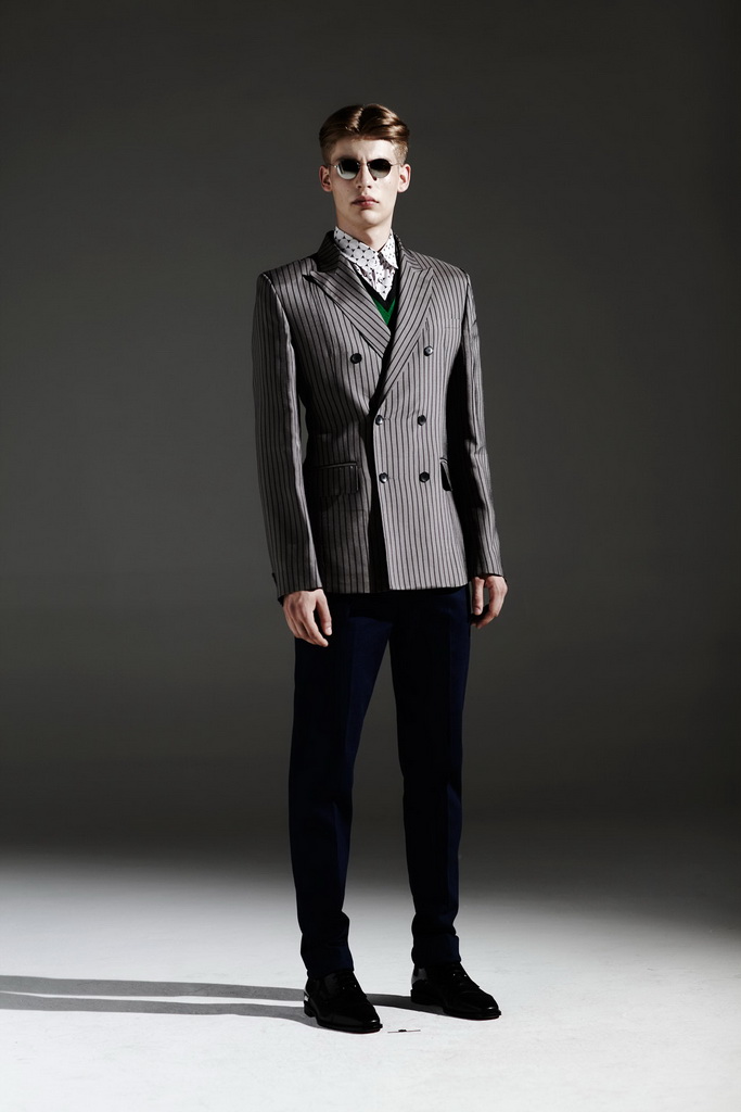 Jonathan Saunders 13bDƬ
