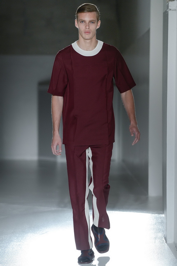 Prada 13bDƬ