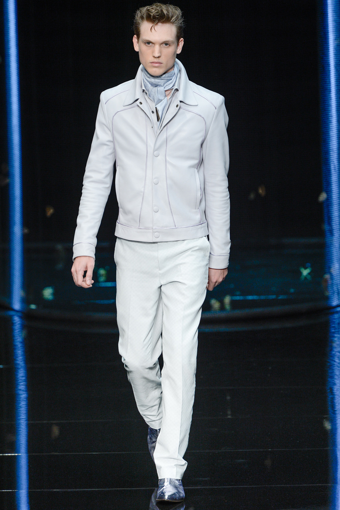 Roberto Cavalli 13bDƬ