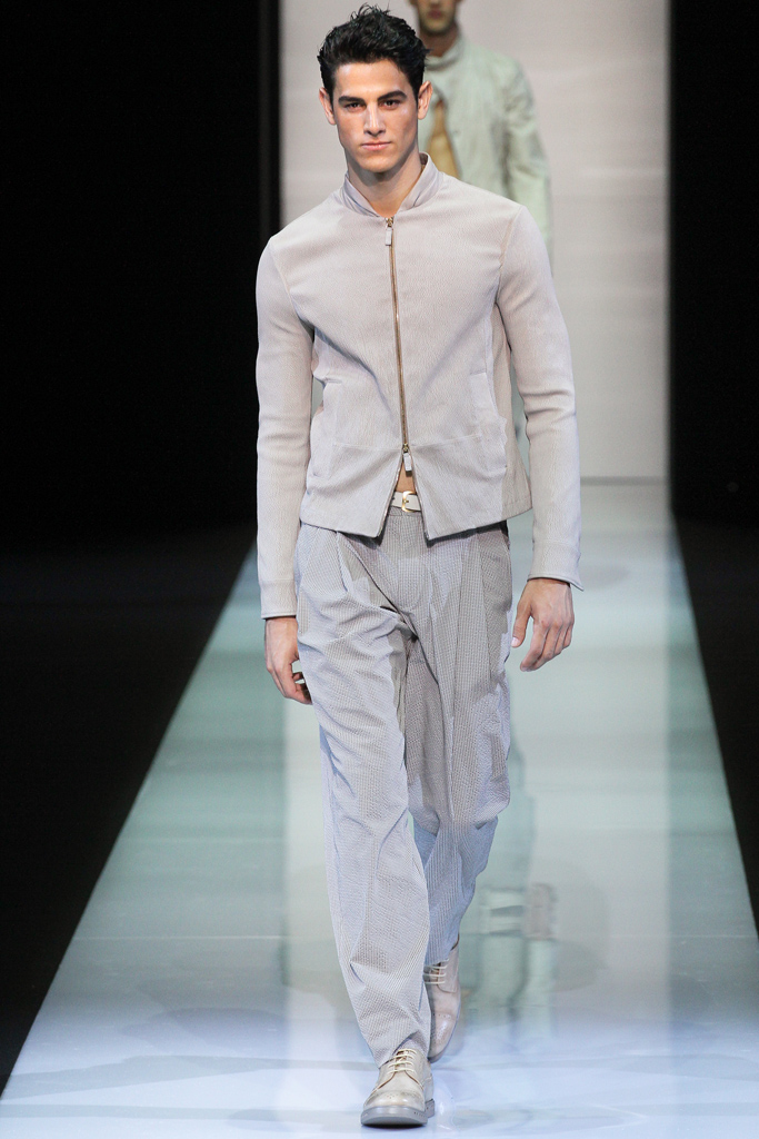 Giorgio Armani 13bDƬ