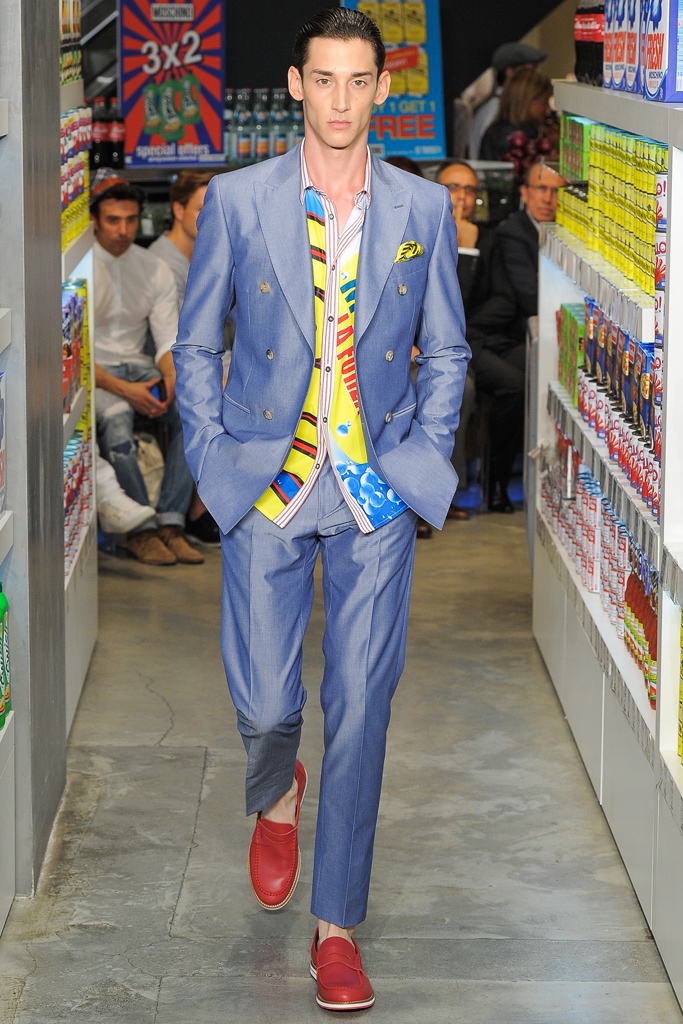 Moschino 13bDƬ