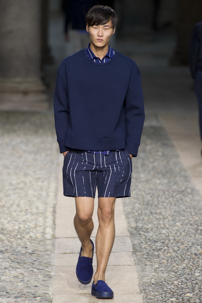 Neil Barrett 13bDƬ