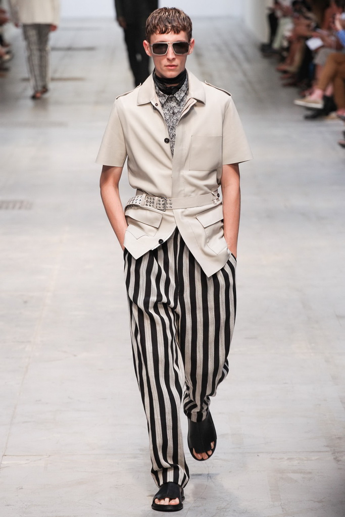 Costume National Homme 13bDƬ