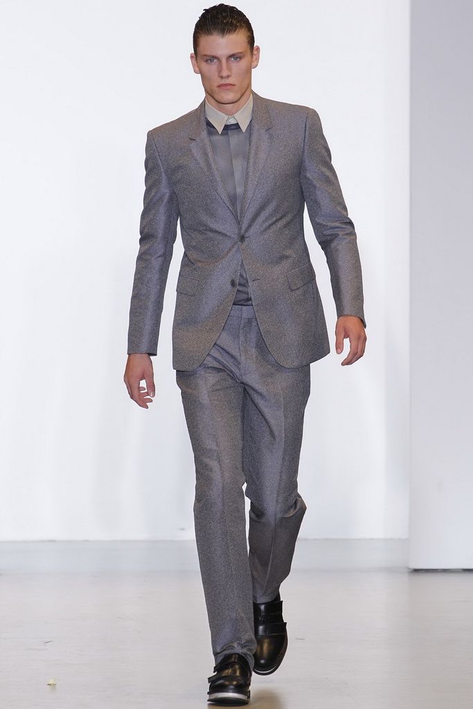 Calvin Klein 13bDƬ
