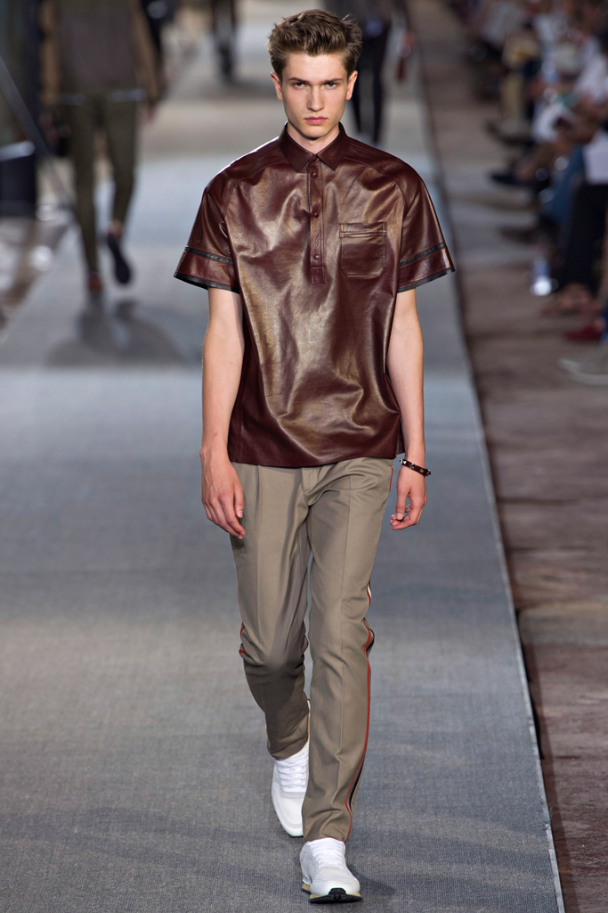 Valentino 13bDƬ