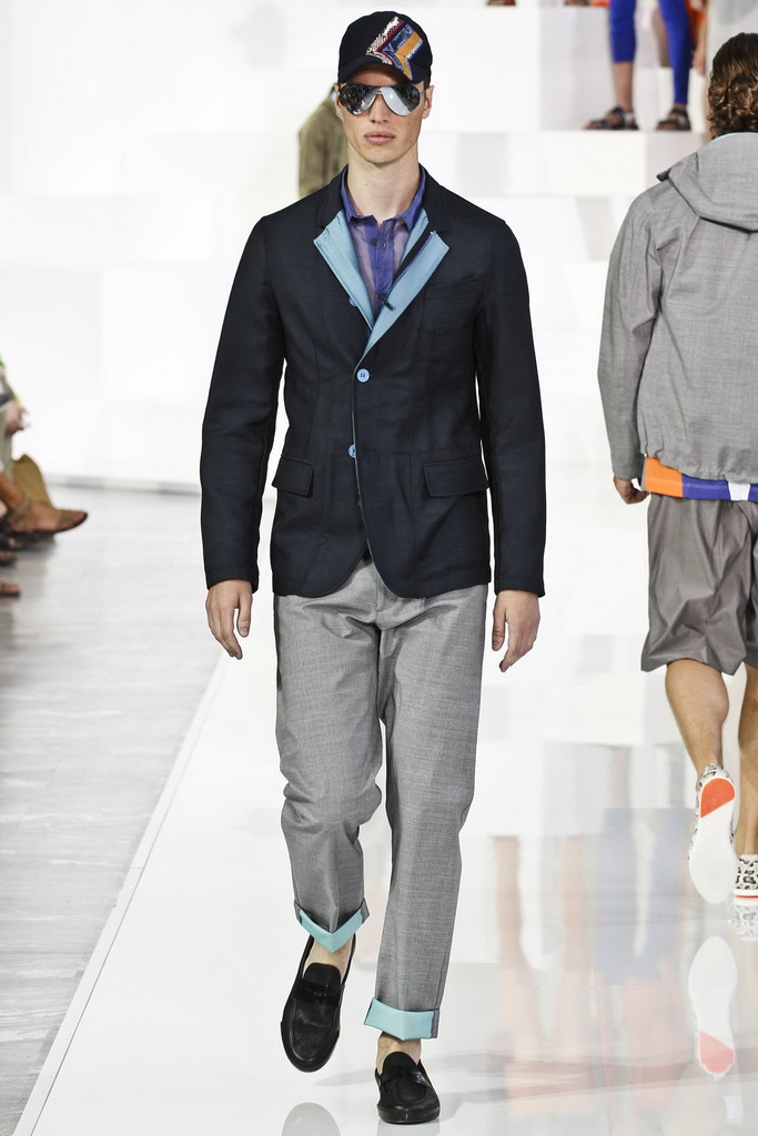 Dirk Bikkemberg 13bDƬ