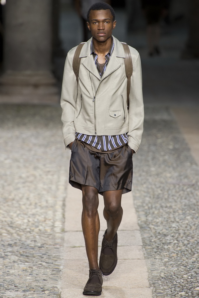 Neil Barrett 13bDƬ