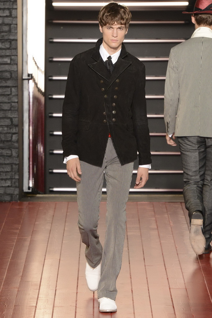 John Varvatos 13bDƬ