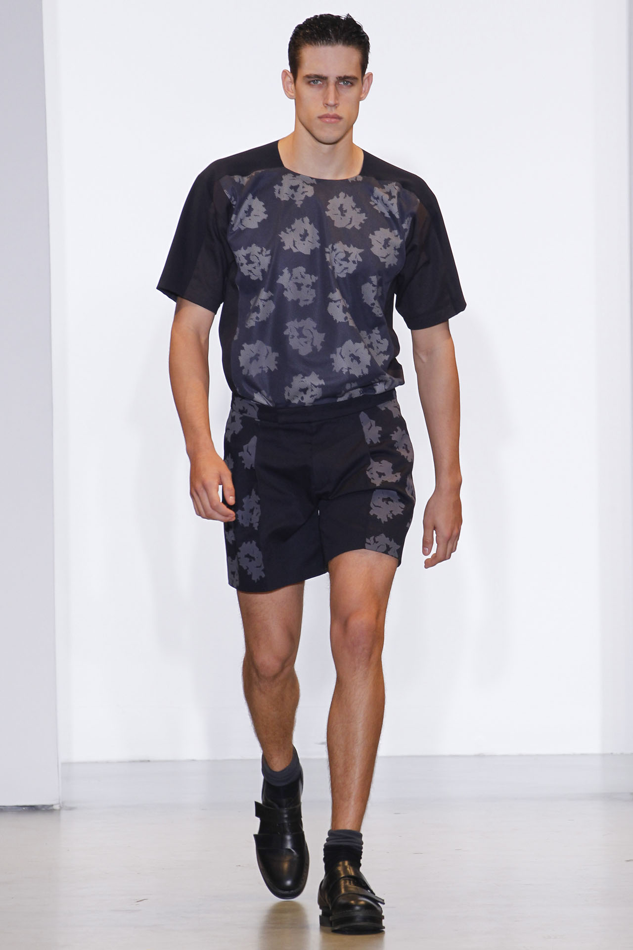 Calvin Klein 13bDƬ