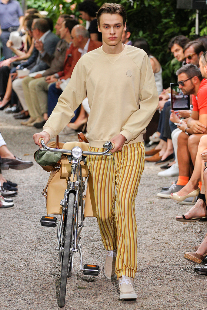 Trussardi 13bDƬ