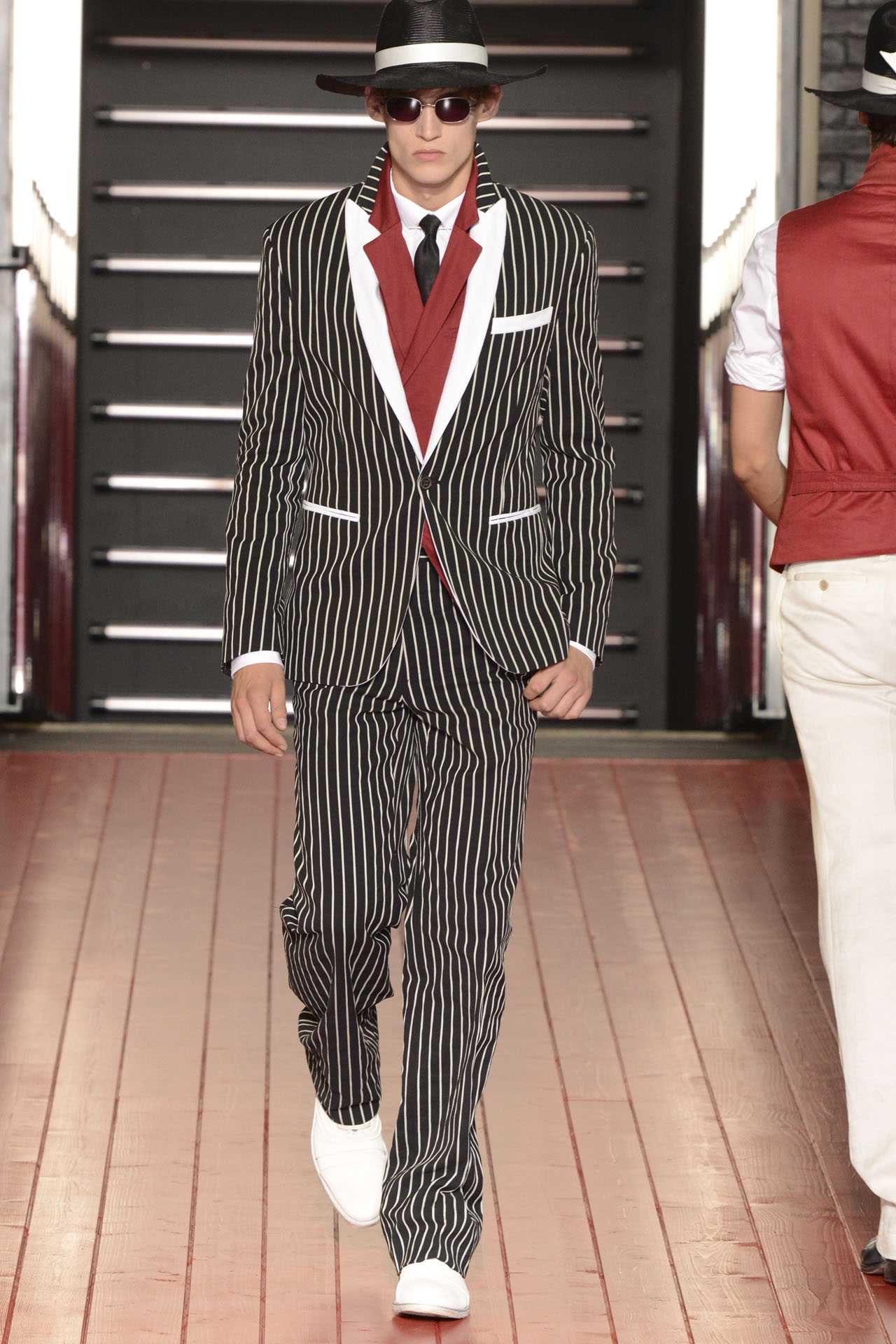 John Varvatos 13bDƬ