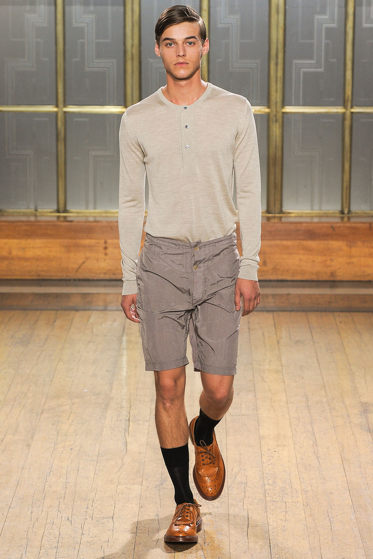 Nicole Farhi 13bDƬ