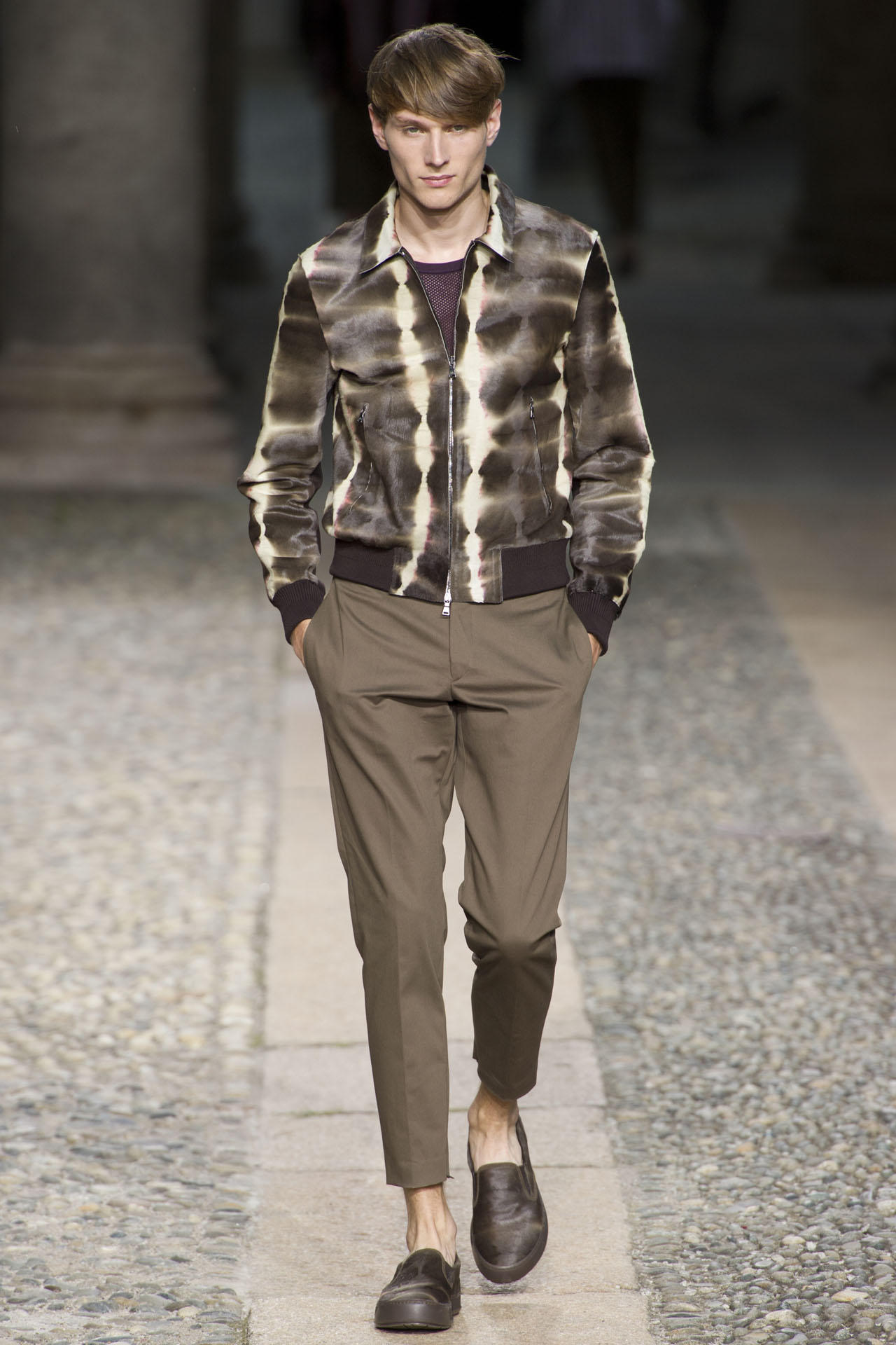 Neil Barrett 13bDƬ