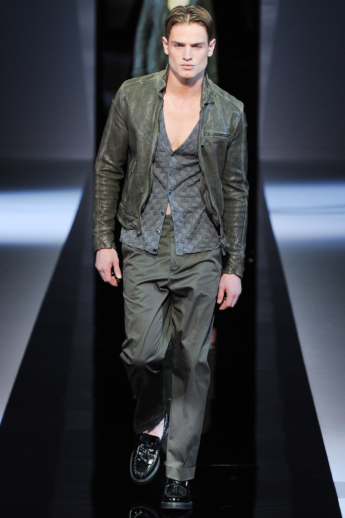 Emporio Armani 13bDƬ
