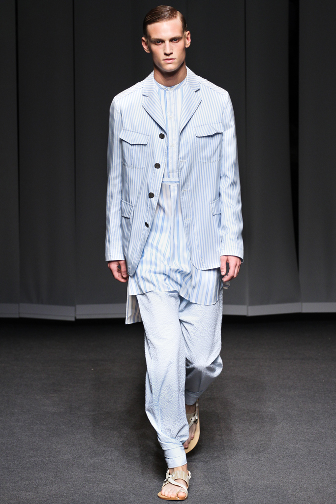 Etro 13bDƬ