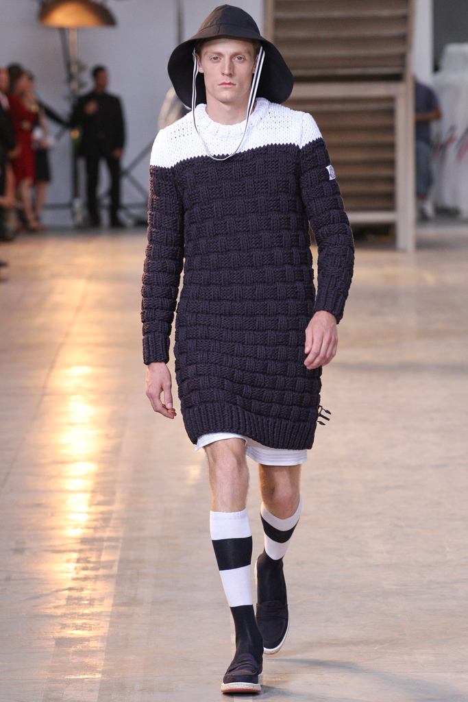 Moncler Gamme Bleu 13bDƬ