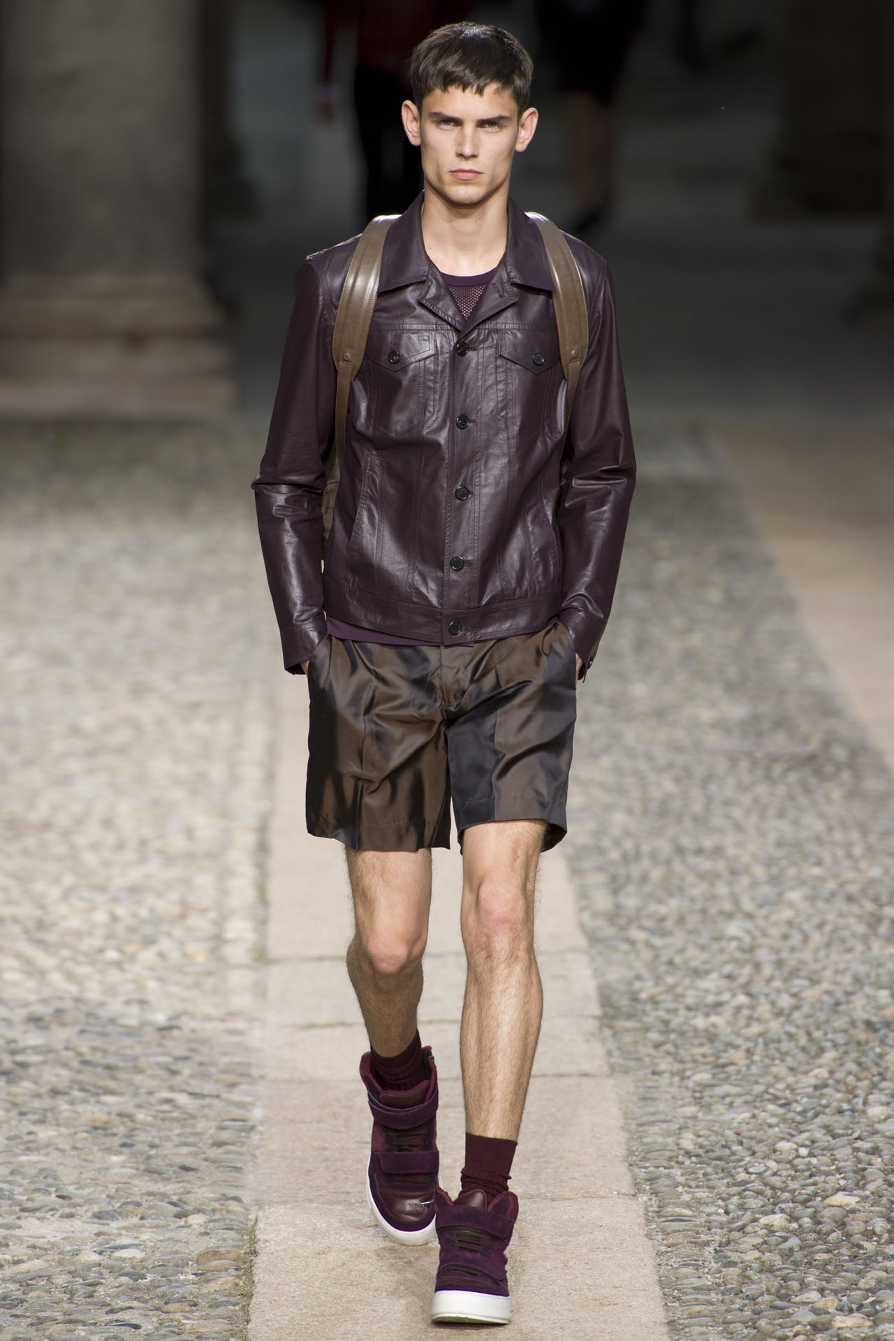 Neil Barrett 13bDƬ