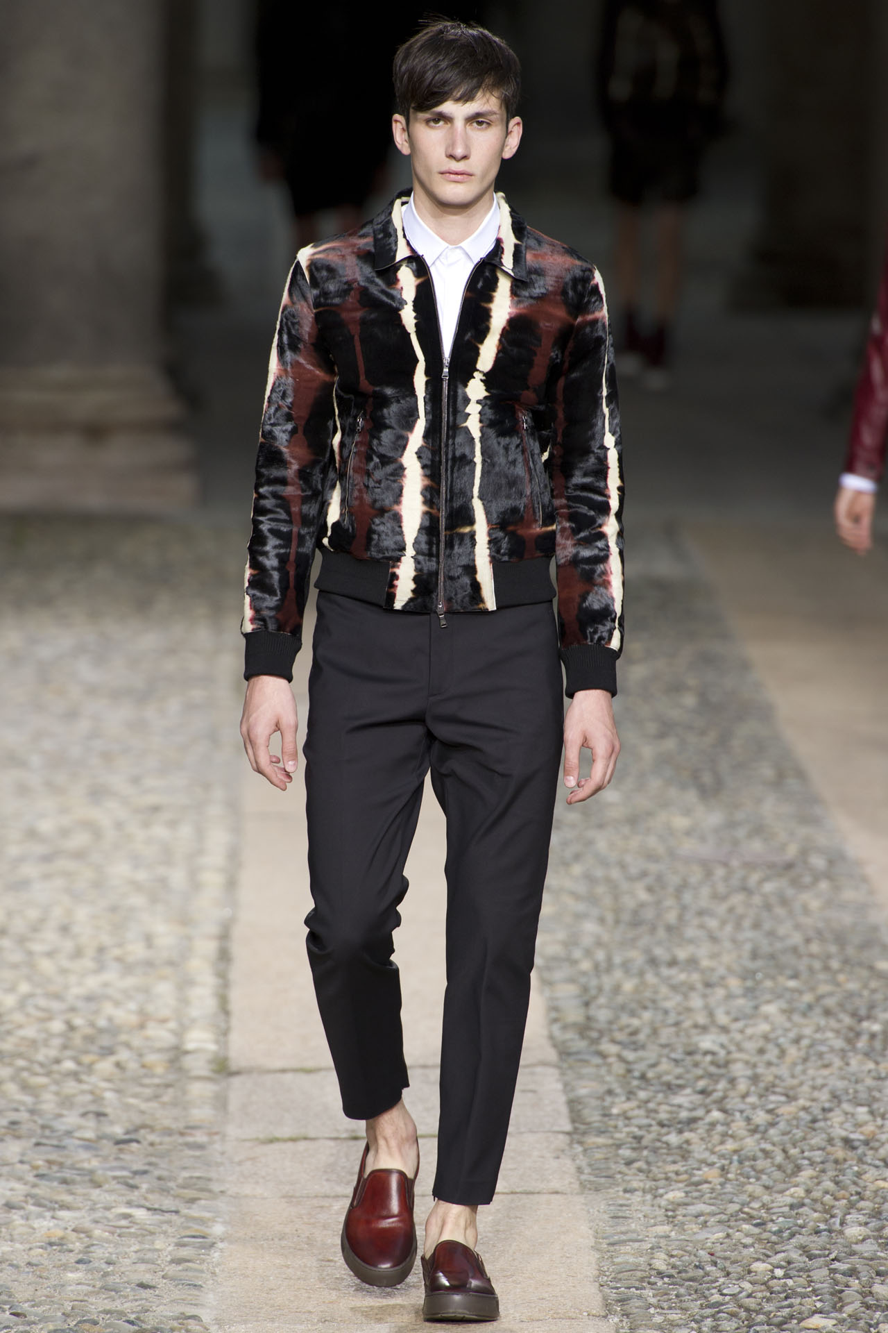 Neil Barrett 13bDƬ