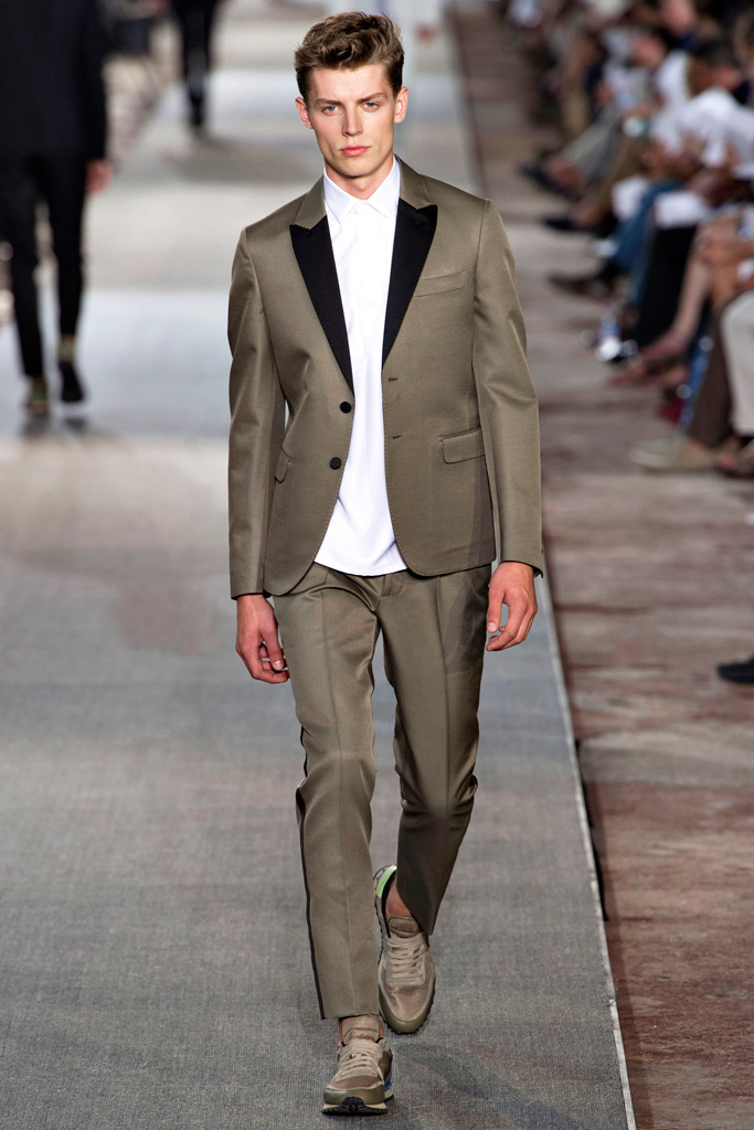 Valentino 13bDƬ