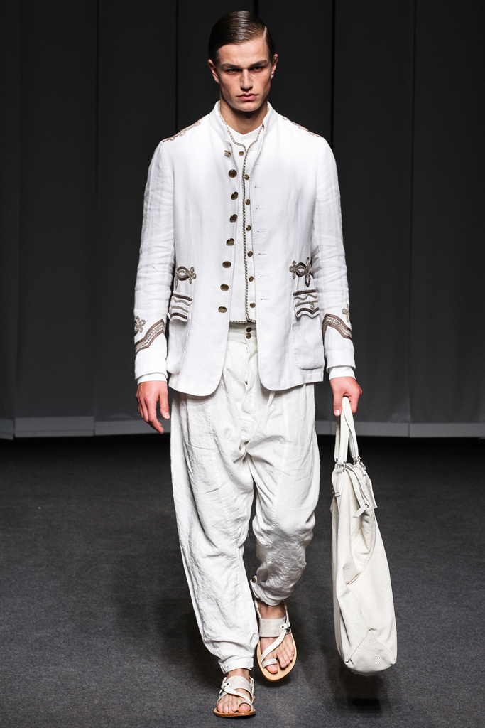 Etro 13bDƬ