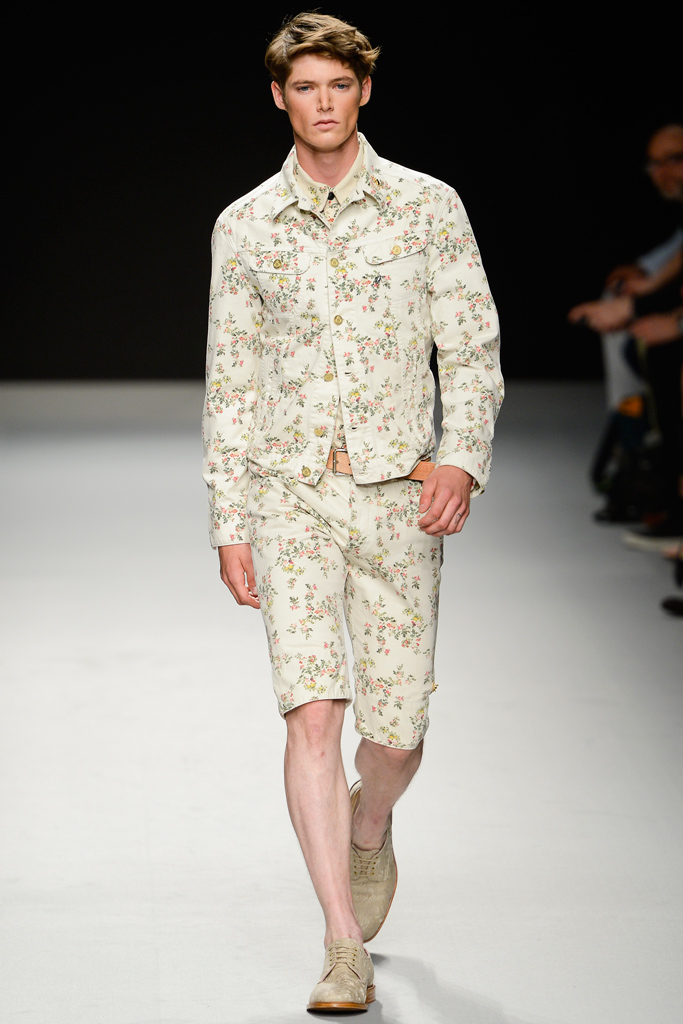 Vivienne Westwood 13bDƬ