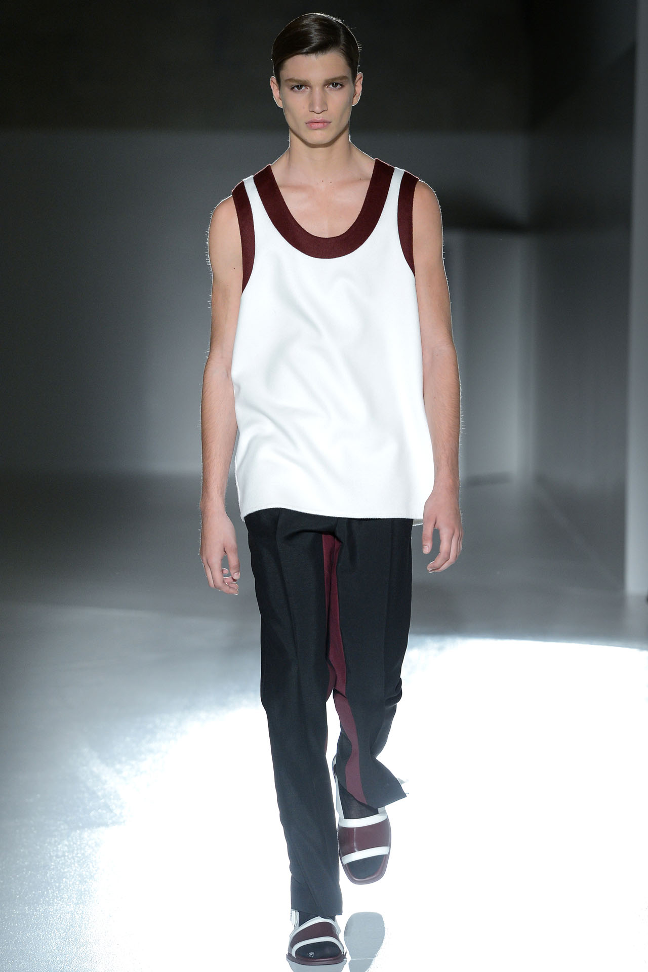 Prada 13bDƬ