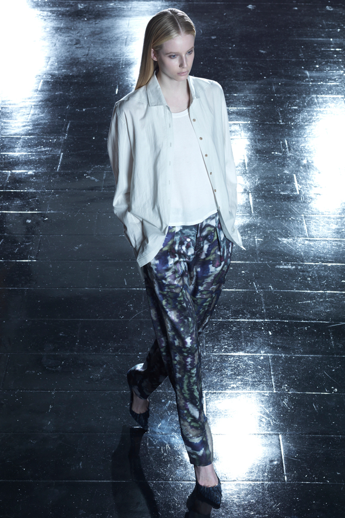 Theyskens Theory 13紺DƬ