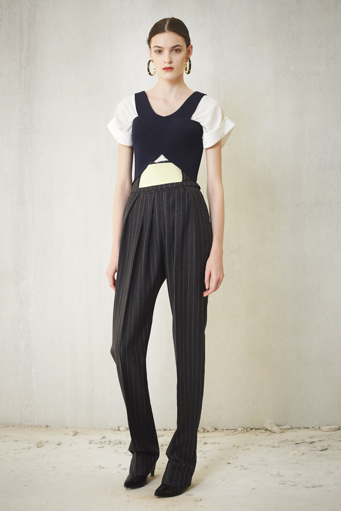 Balenciaga 13紺DƬ