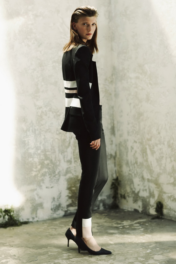 Preen 13紺DƬ