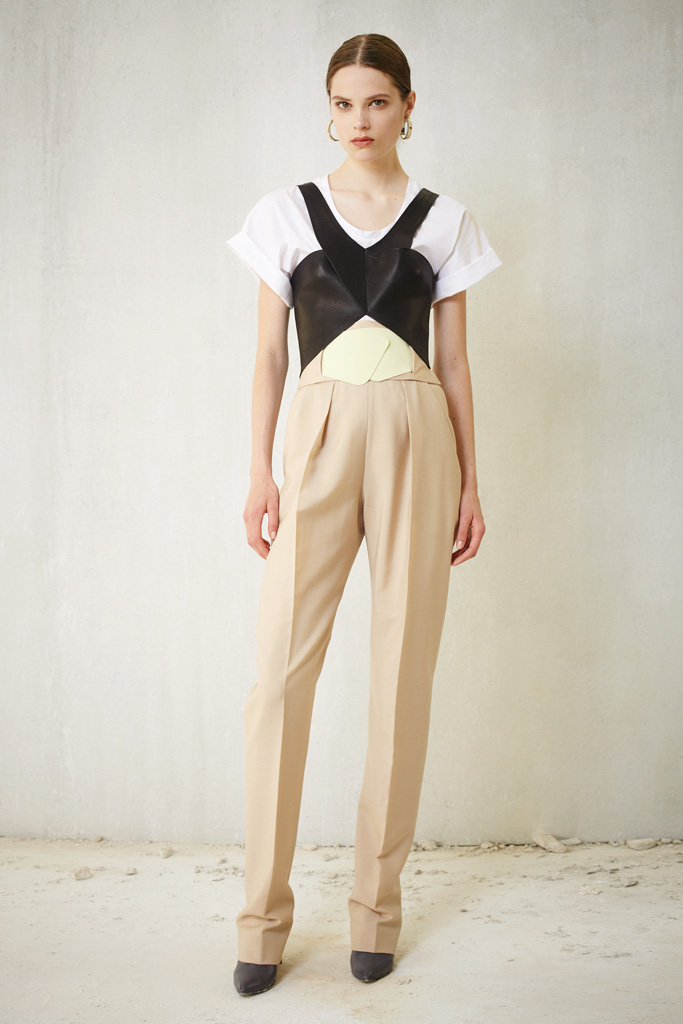 Balenciaga 13紺DƬ