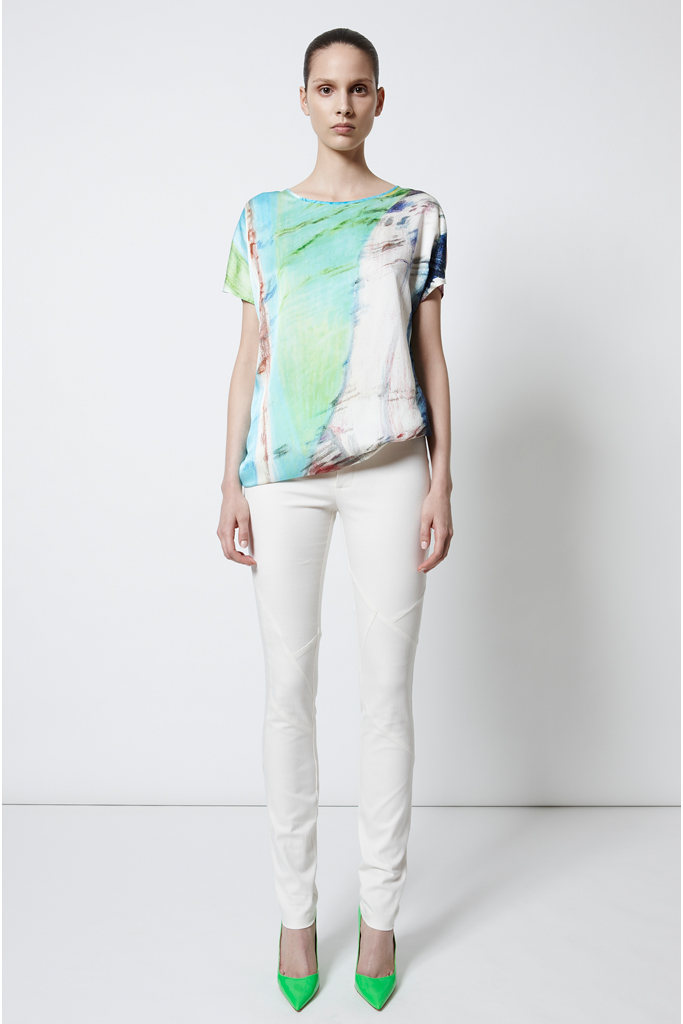 Tess Giberson 13紺DƬ