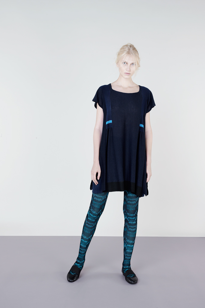 Issey Miyake 13紺DƬ