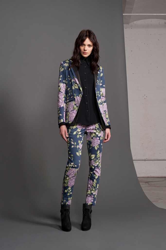 Rag & Bone 13紺DƬ