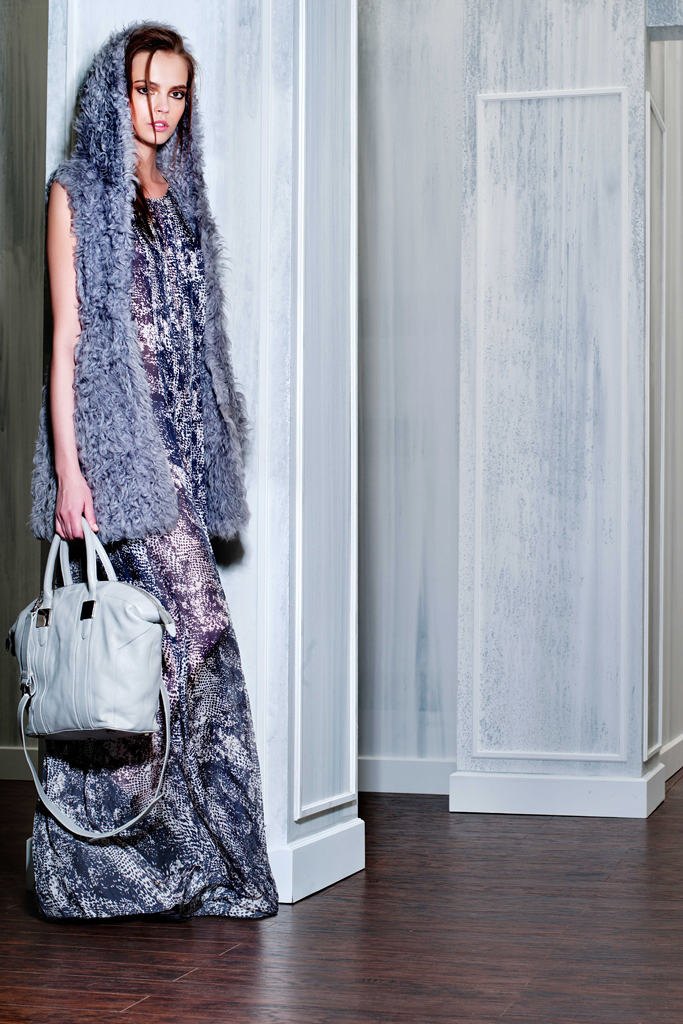 Rachel Zoe 13紺DƬ