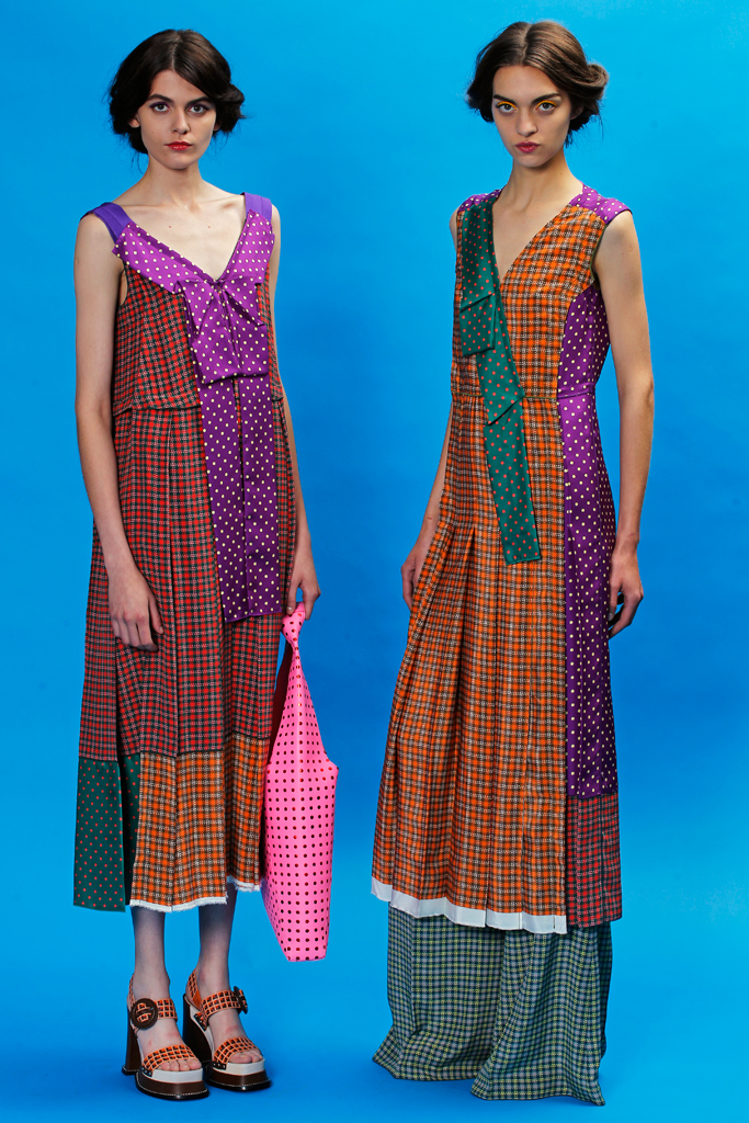 Marc Jacobs 13紺DƬ