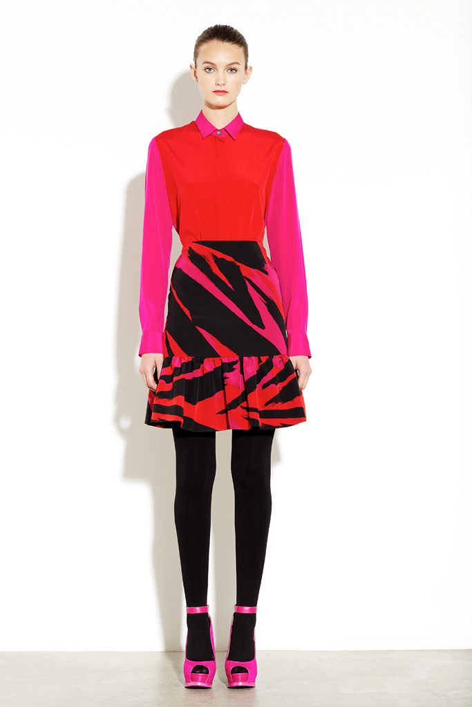 DKNY 13紺DƬ