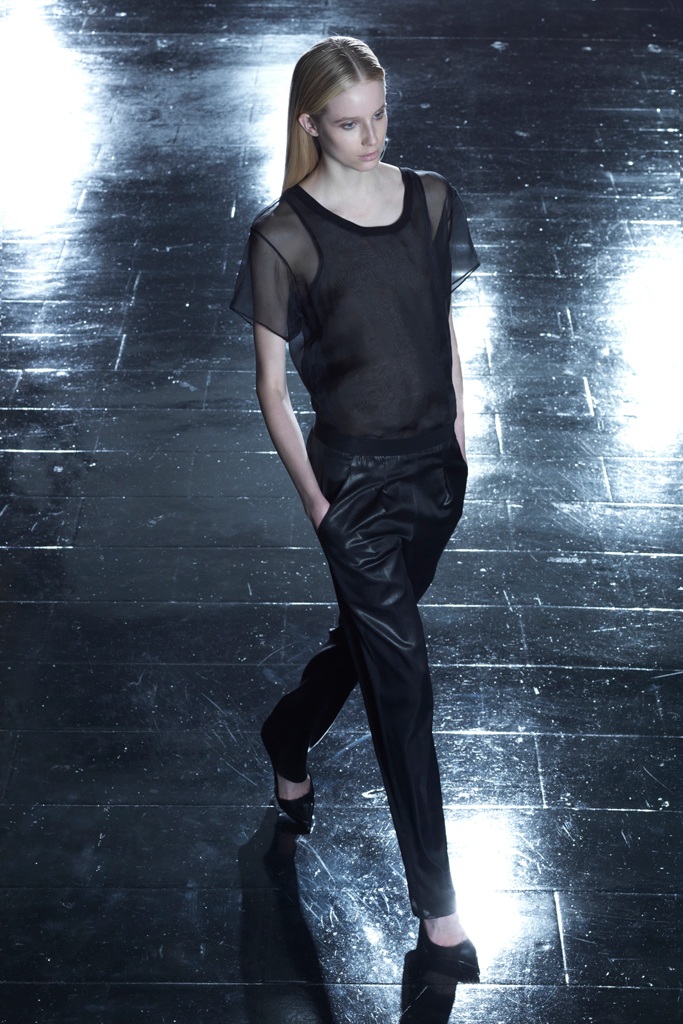 Theyskens Theory 13紺DƬ