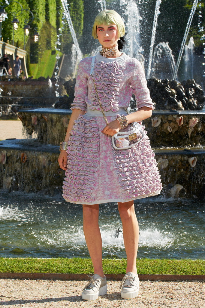 Chanel 13紺DƬ