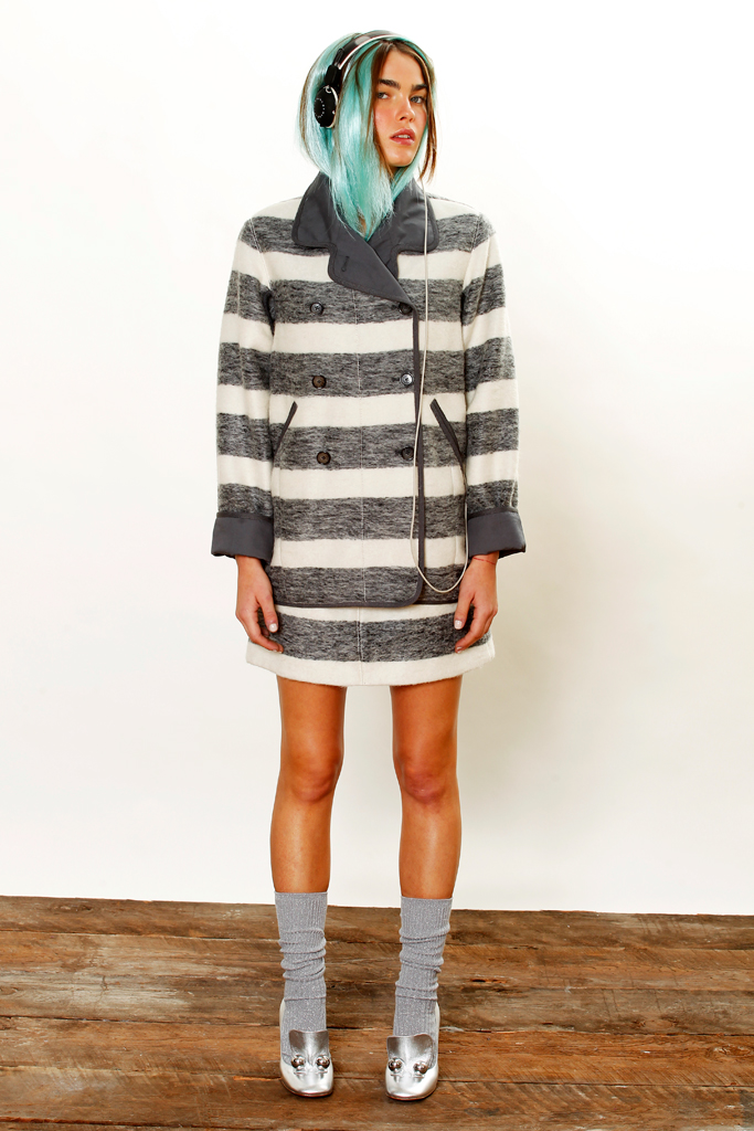 Marc by Marc Jacobs 13紺DƬ