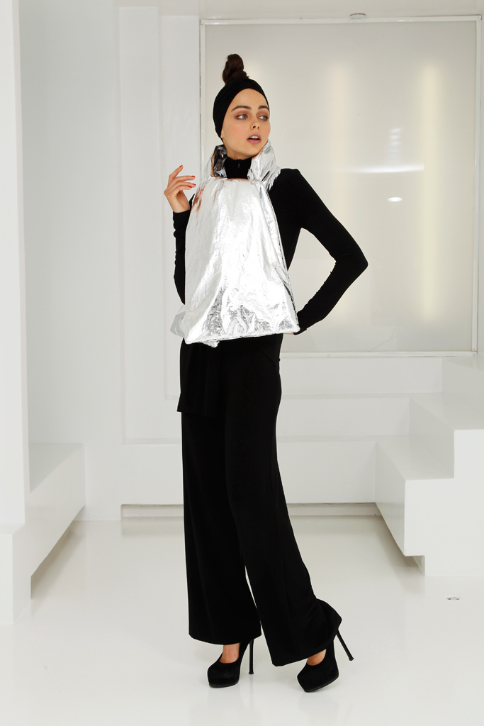 Norma Kamali 13紺DƬ