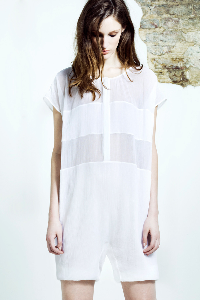 Willow 13紺DƬ